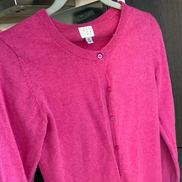 Fuchsia Cardigan - Picture 5 of 9